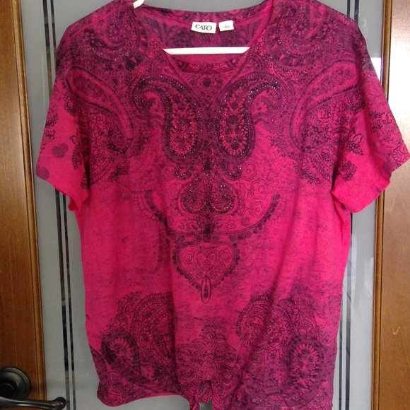 Cato Top - Picture 2 of 14